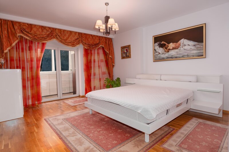 Soseaua Nordului- Herastrau apartament 3 camere 132 mp, mobilat